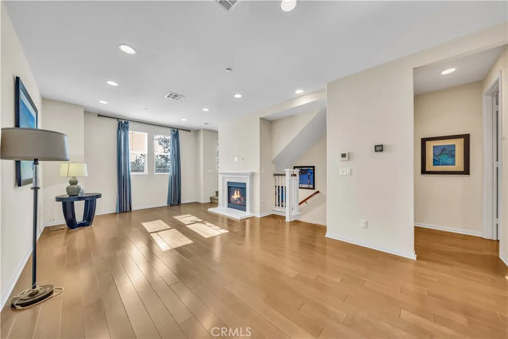 Additional image 35 of 14102 W Chapparel Lane, Van Nuys, CA 91405