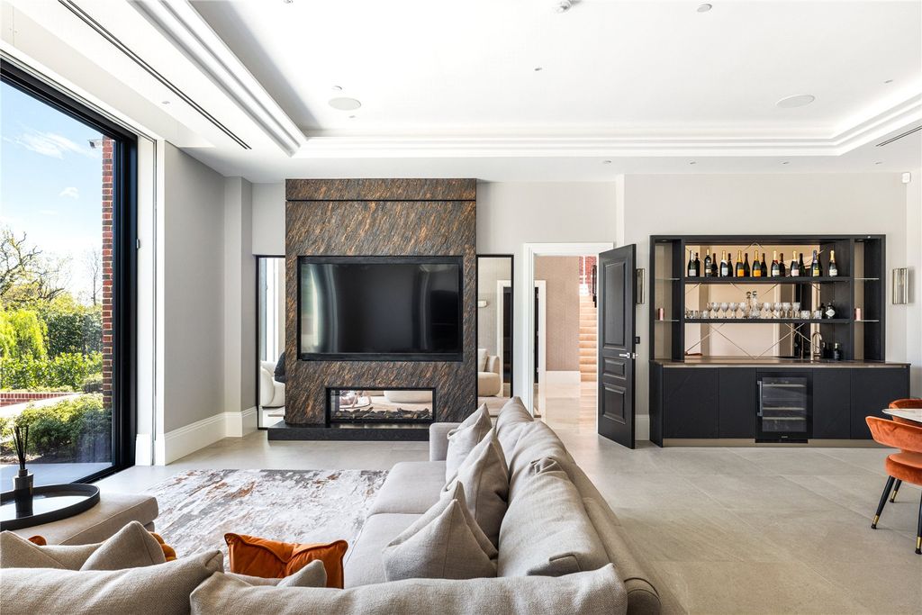 Additional image 18 of 5 bed detached house for saleCharters Gate, Ascot, Berkshire SL5