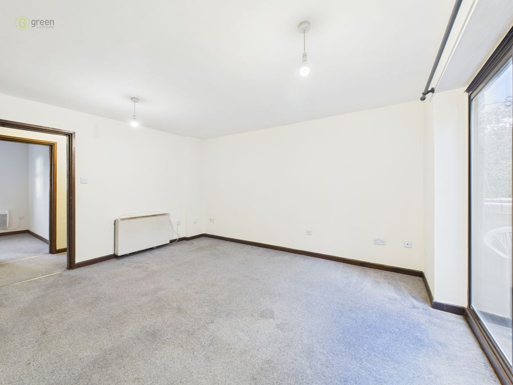 Additional image 5 of 2 bed flat for saleAlexandra Mews, Tamworth B79