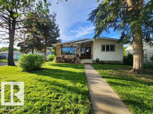 Additional image 2 of 4248 114 Avenue NW, Edmonton, AB, T5W0T2