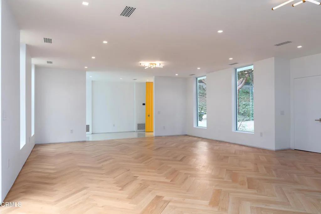 Additional image 11 of 800 Canon Drive, Pasadena, CA 91106