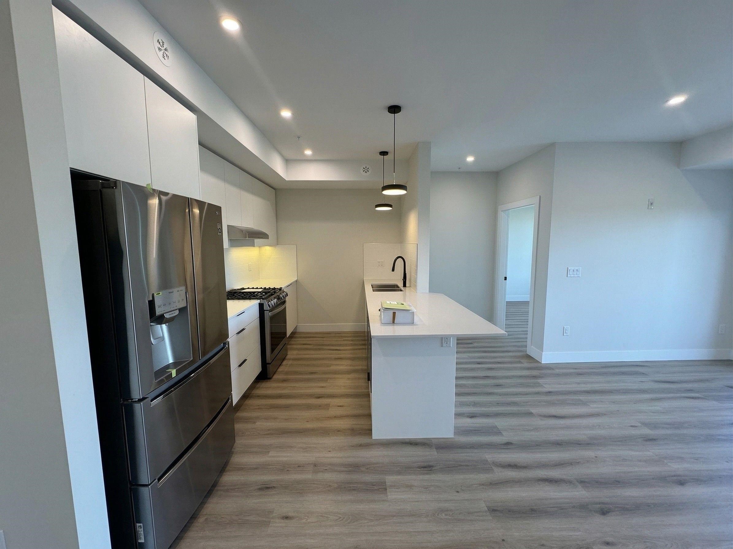 Additional image 3 of 506-6285 King George Boulevard, Surrey, BC, V3X 0L3