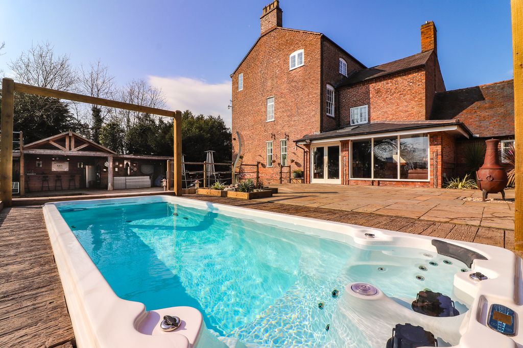 Additional image 2 of 7 bed farmhouse for saleElford Road, Tamworth B79
