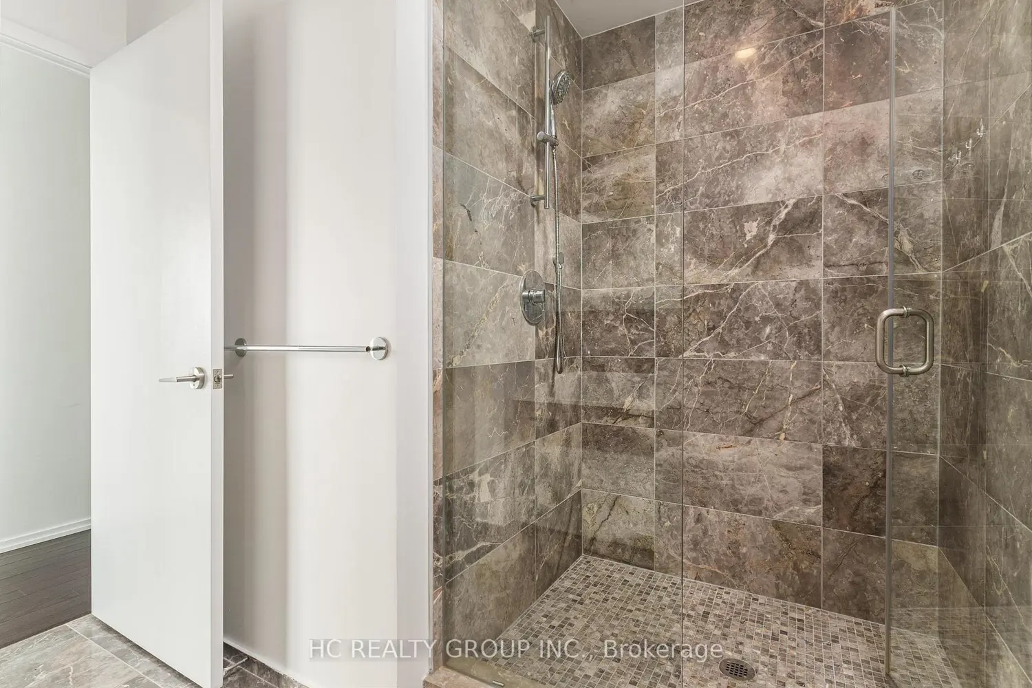 Additional image 9 of 75 St. Nicholas Street 3503