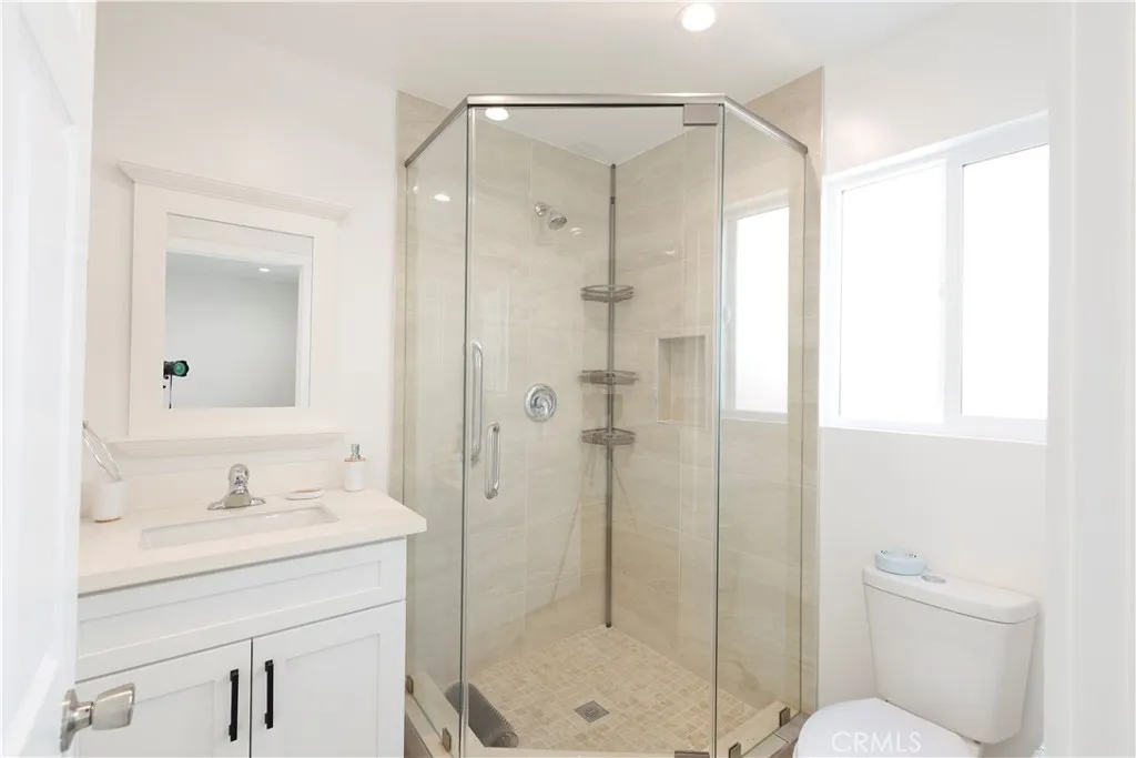 Additional image 11 of 18623 Bryant Street, Northridge, CA 91324