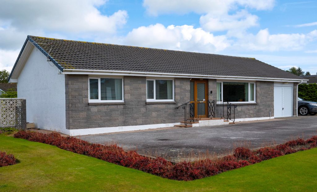 Additional image 17 of 3 bed detached bungalow for sale1 Holroyd Close, Kirkcudbright DG6