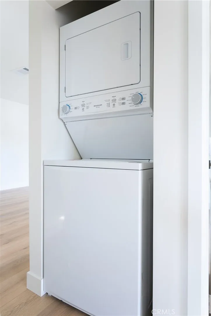 Additional image 49 of 1065 E Spazier Ave Unit 202, Burbank, CA 91502