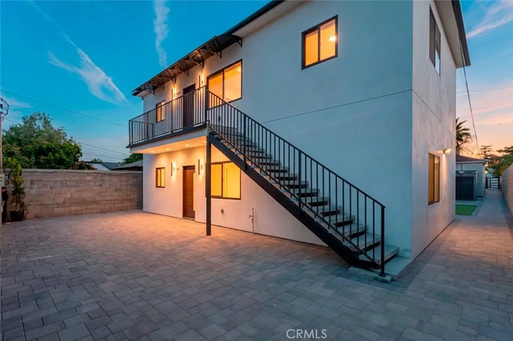 Additional image 23 of 11112 Emelita Street, North Hollywood, CA 91601