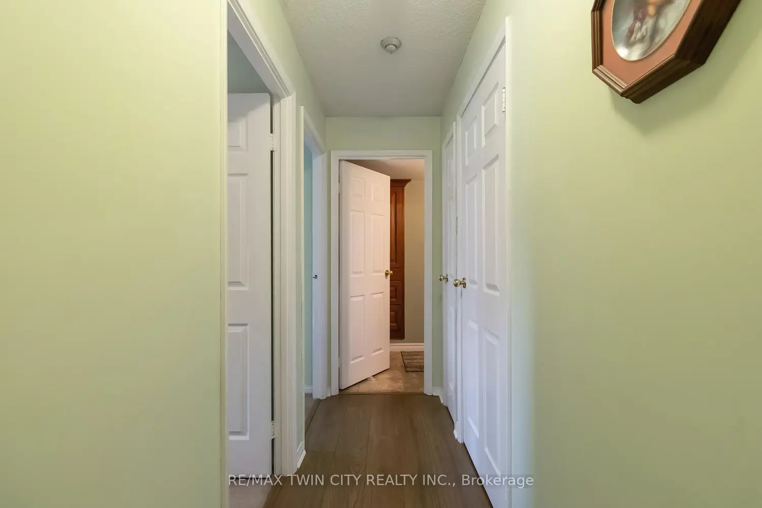 Additional image 9 of 9 Bonheur Court 505