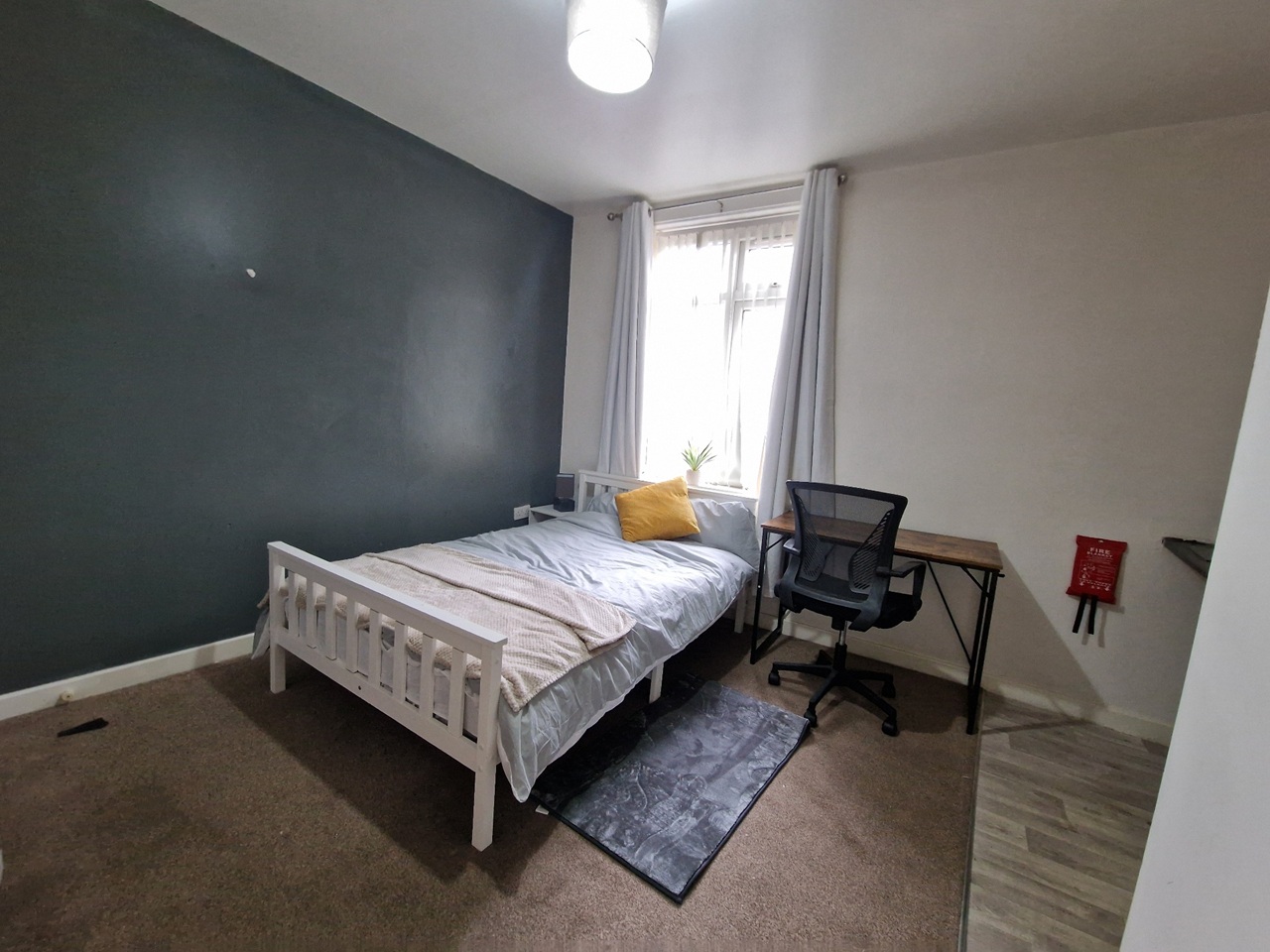 Additional image 2 of Bedsit, Summer Road, B23, N1 7GU