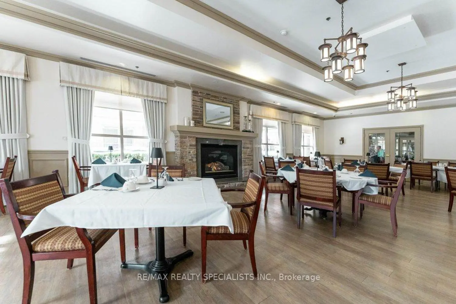 Additional image 9 of 100 Burloak Drive 2207