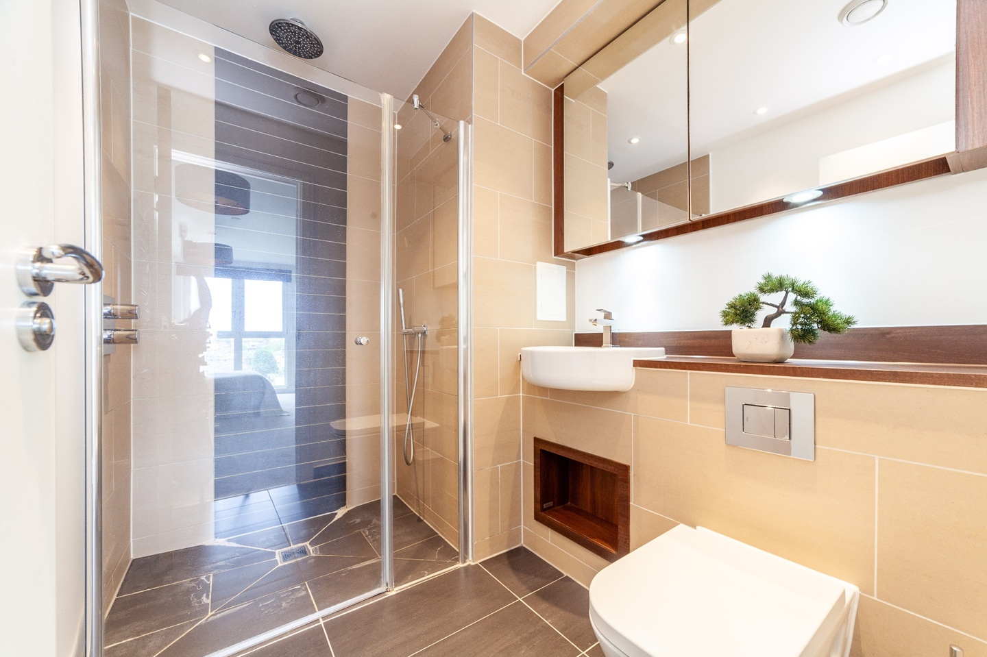 Additional image 10 of 2 Bed Flat, Queensland Road, N7, N1 7GU