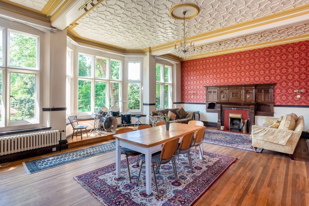 Additional image 6 of 9 bed detached house for saleWatery Lane, Sherbourne Warwick, Warwickshire CV35