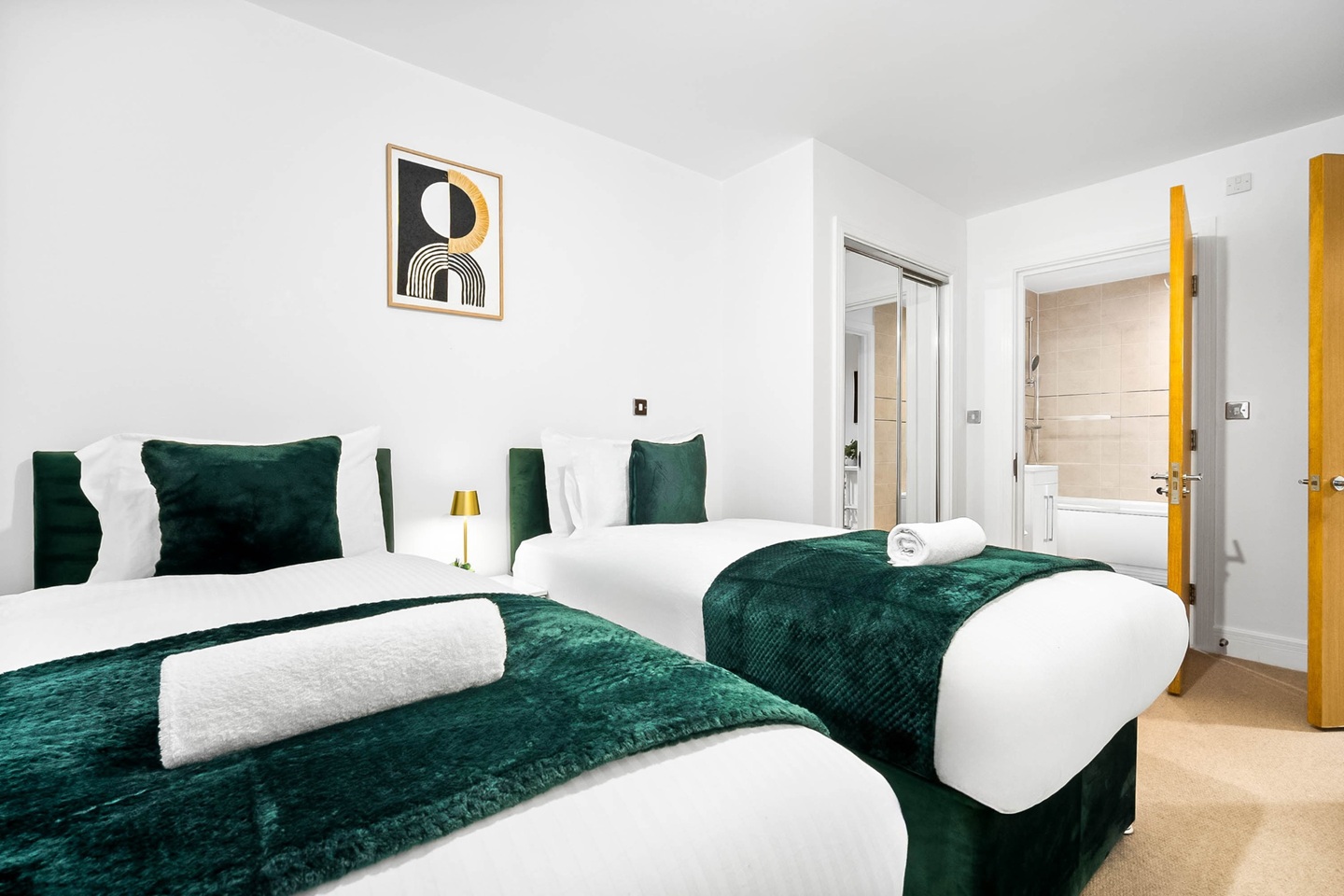 Additional image 3 of 2 Bed Flat, Upper Marshall Street, B1, N1 7GU