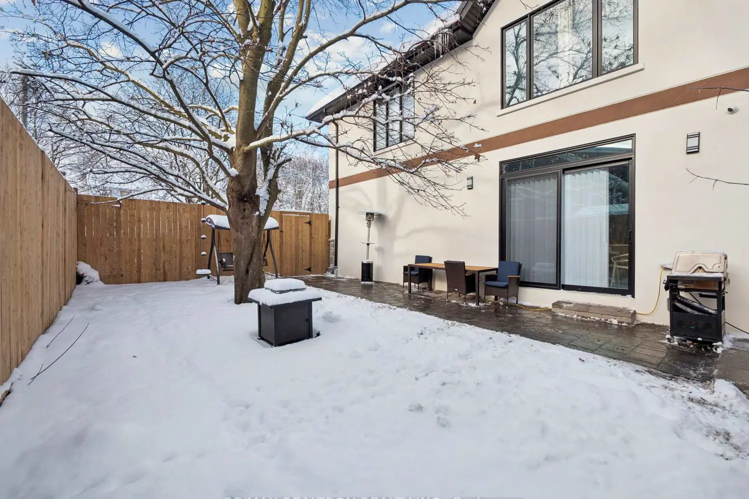 Additional image 17 of 582 Gorham Street