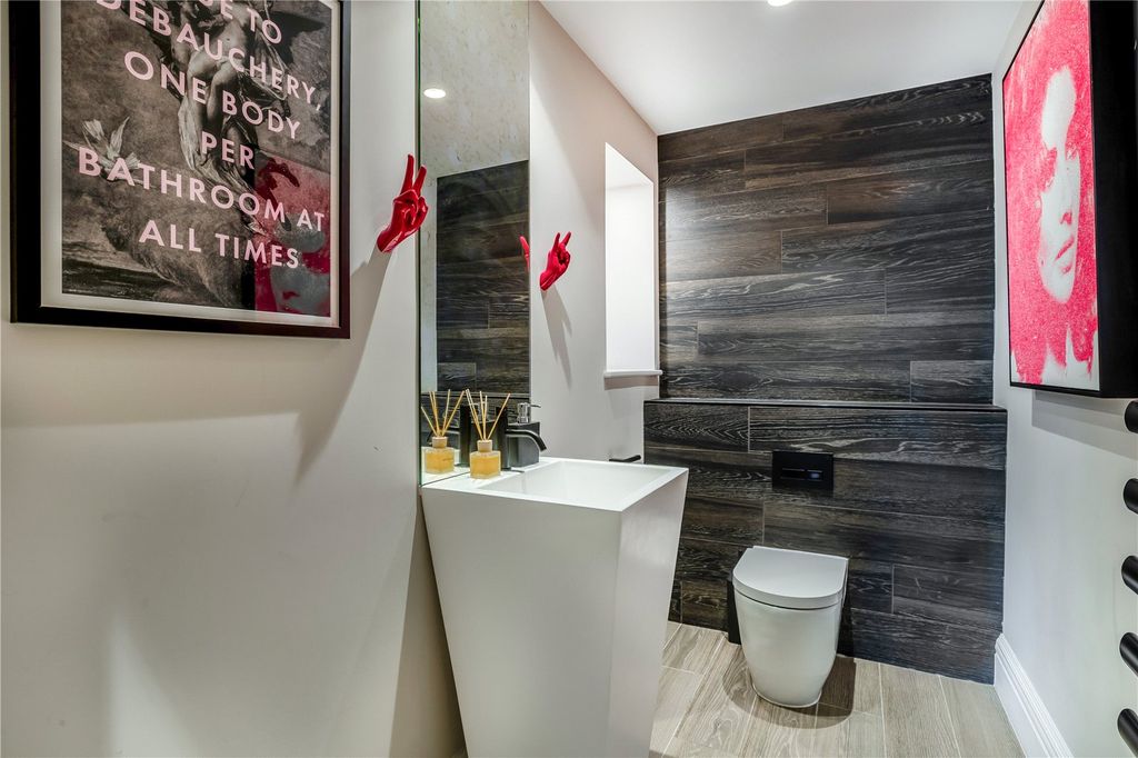 Additional image 8 of 2 bed flat for saleCongleton Road, Alderley Edge, Cheshire SK9