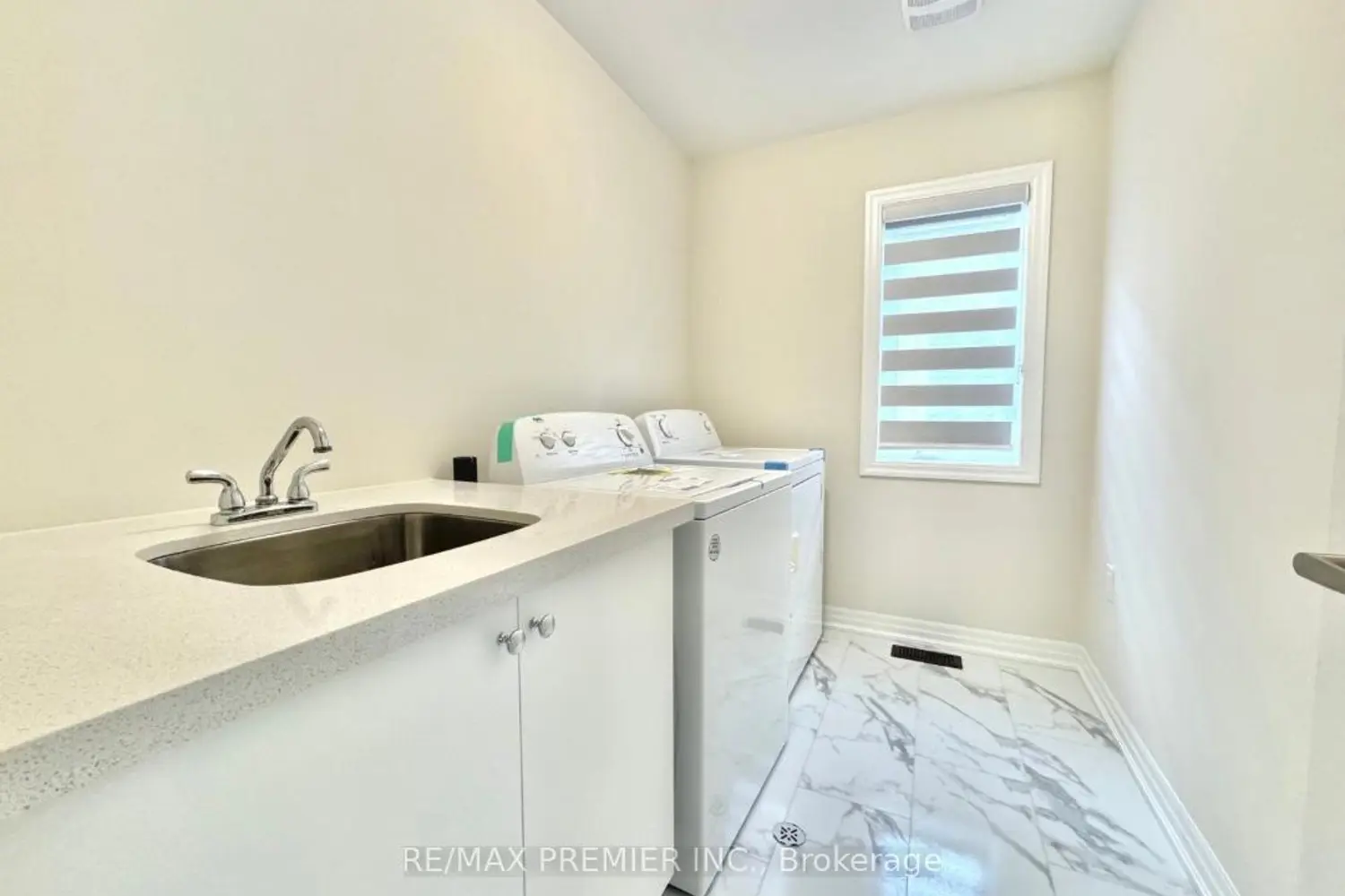 Additional image 5 of 4 Ken Davie Gate, Georgina