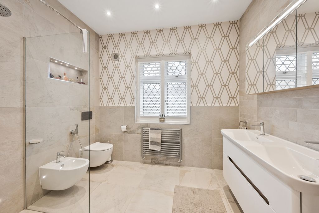 Additional image 16 of 5 bed detached house for salePrestbury Road, Wilmslow, Cheshire SK9