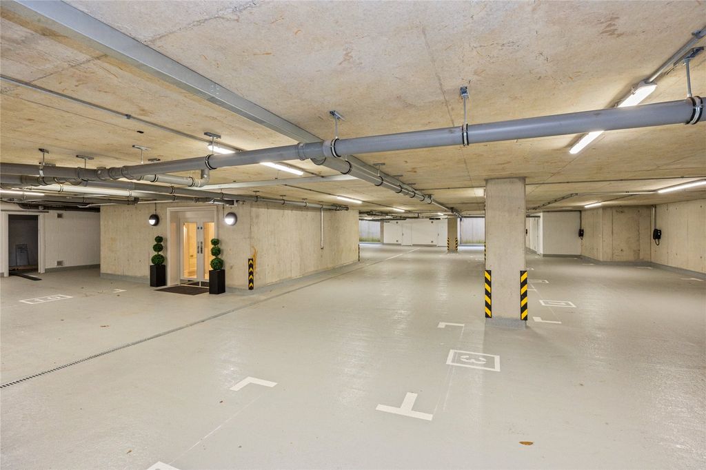 Additional image 16 of 3 bed flat for saleLondon Road, Ascot, Berkshire SL5