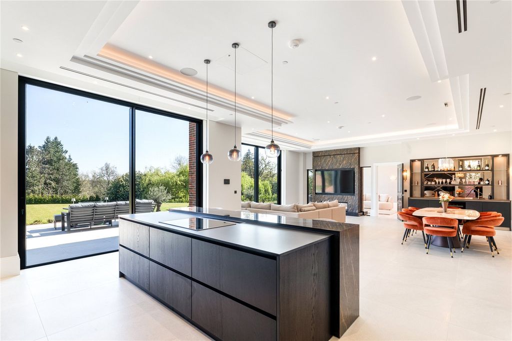 Additional image 16 of 5 bed detached house for saleCharters Gate, Ascot, Berkshire SL5