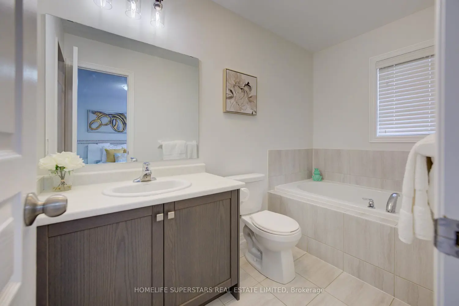 Additional image 14 of 9 Aspen Hills Road 40