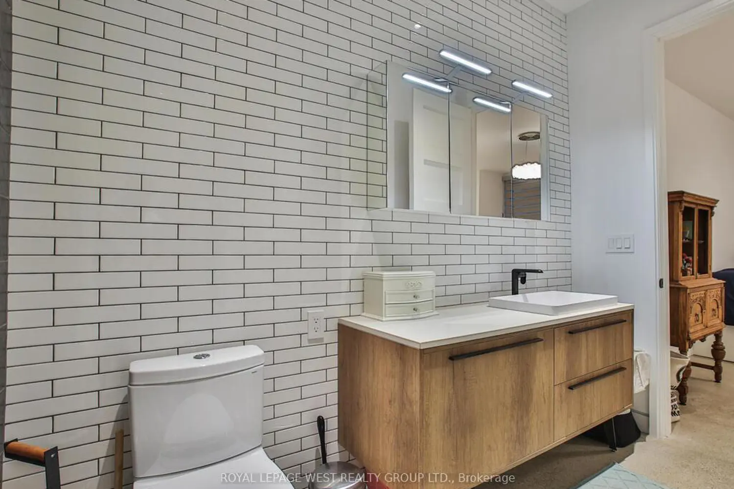 Additional image 19 of 4 Old Oak Road