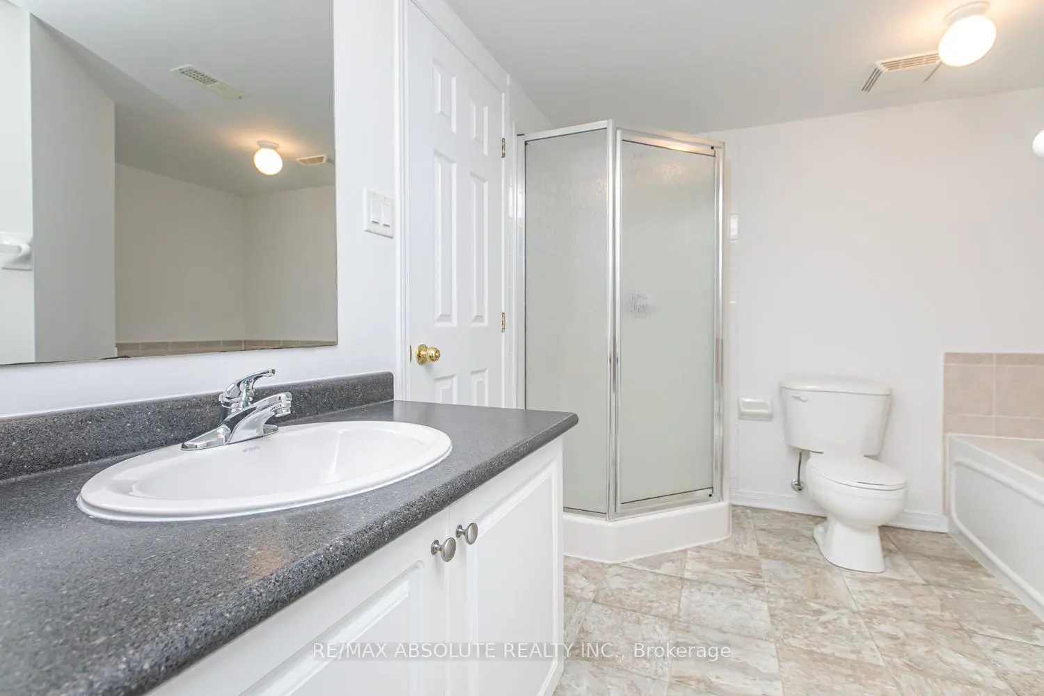 Additional image 17 of 242 Gershwin Private