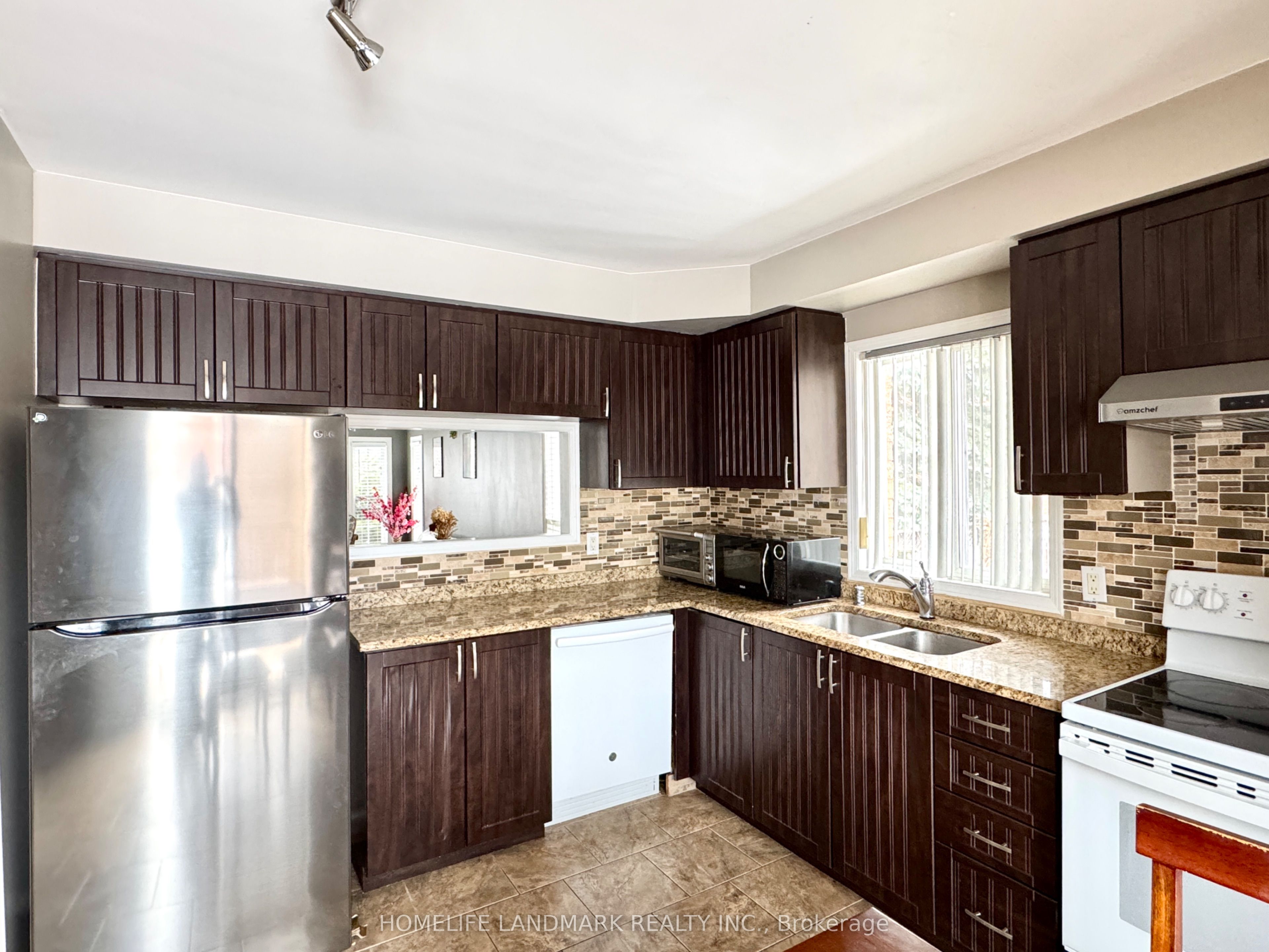 Additional image 5 of 32 Simmons Crescent, Barrie, ON, L4N 7T7