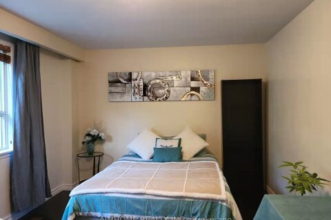 Additional image 8 of #1-68 Claver Avenue, Toronto, ON, M6B 2W2