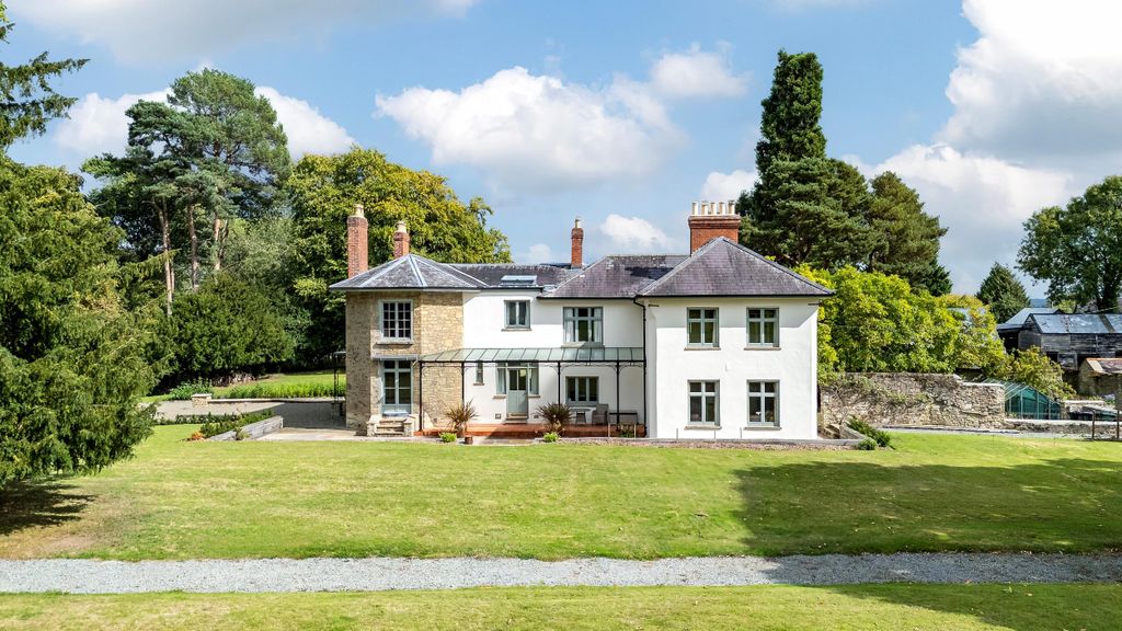 Additional image 18 of 6 bed detached house for saleOverton, Ludlow, Shropshire SY8