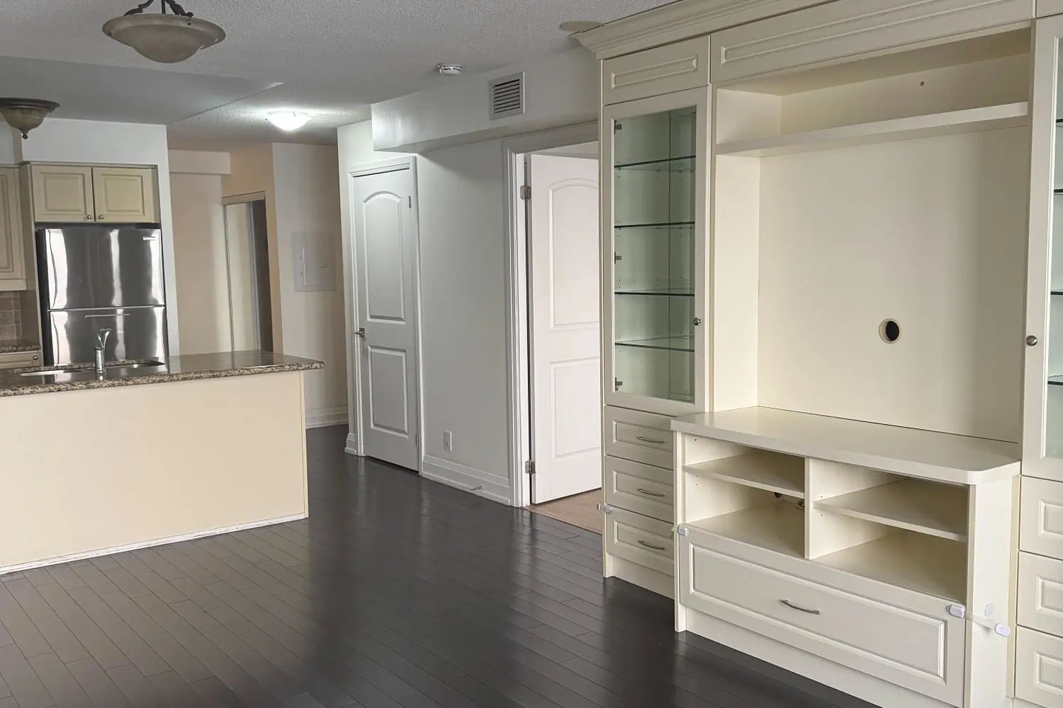Additional image 10 of 1070 Sheppard Avenue 809