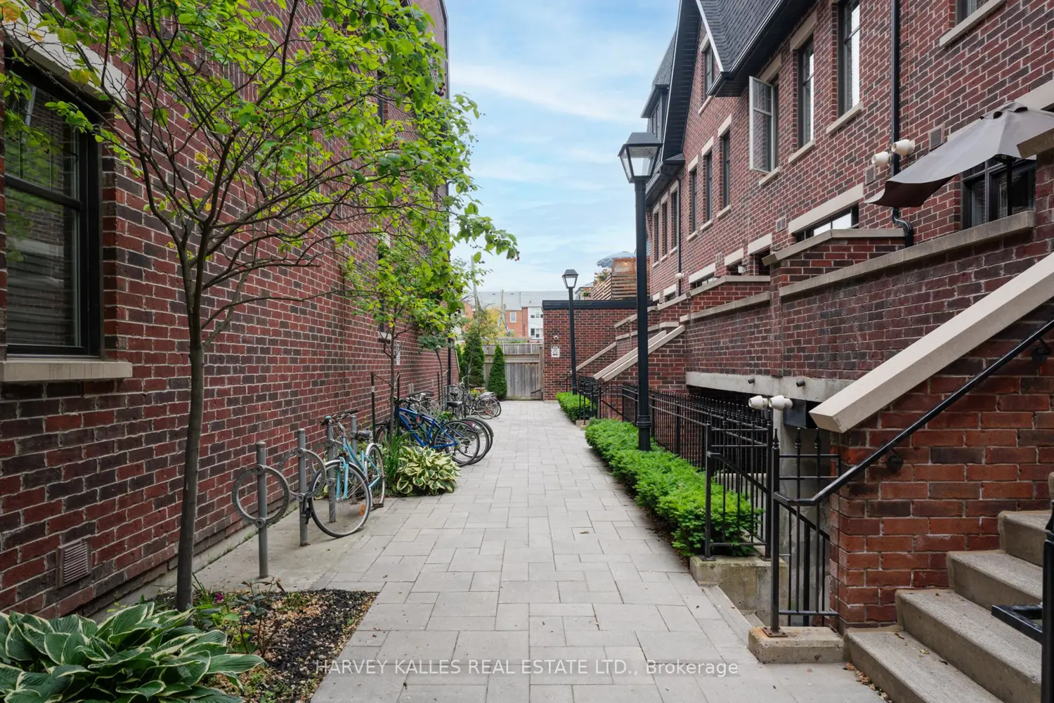 Additional image 14 of 140 Broadview Avenue 45