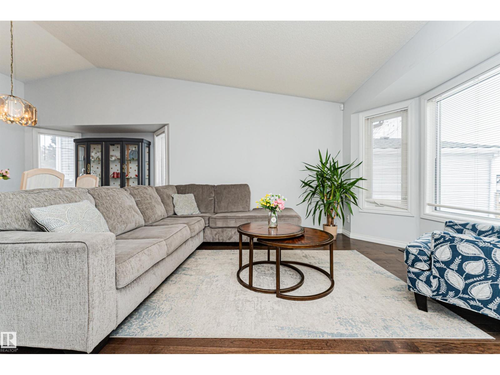 Additional image 6 of 15335 70 Street NW, Edmonton, AB, T5Z2Y3