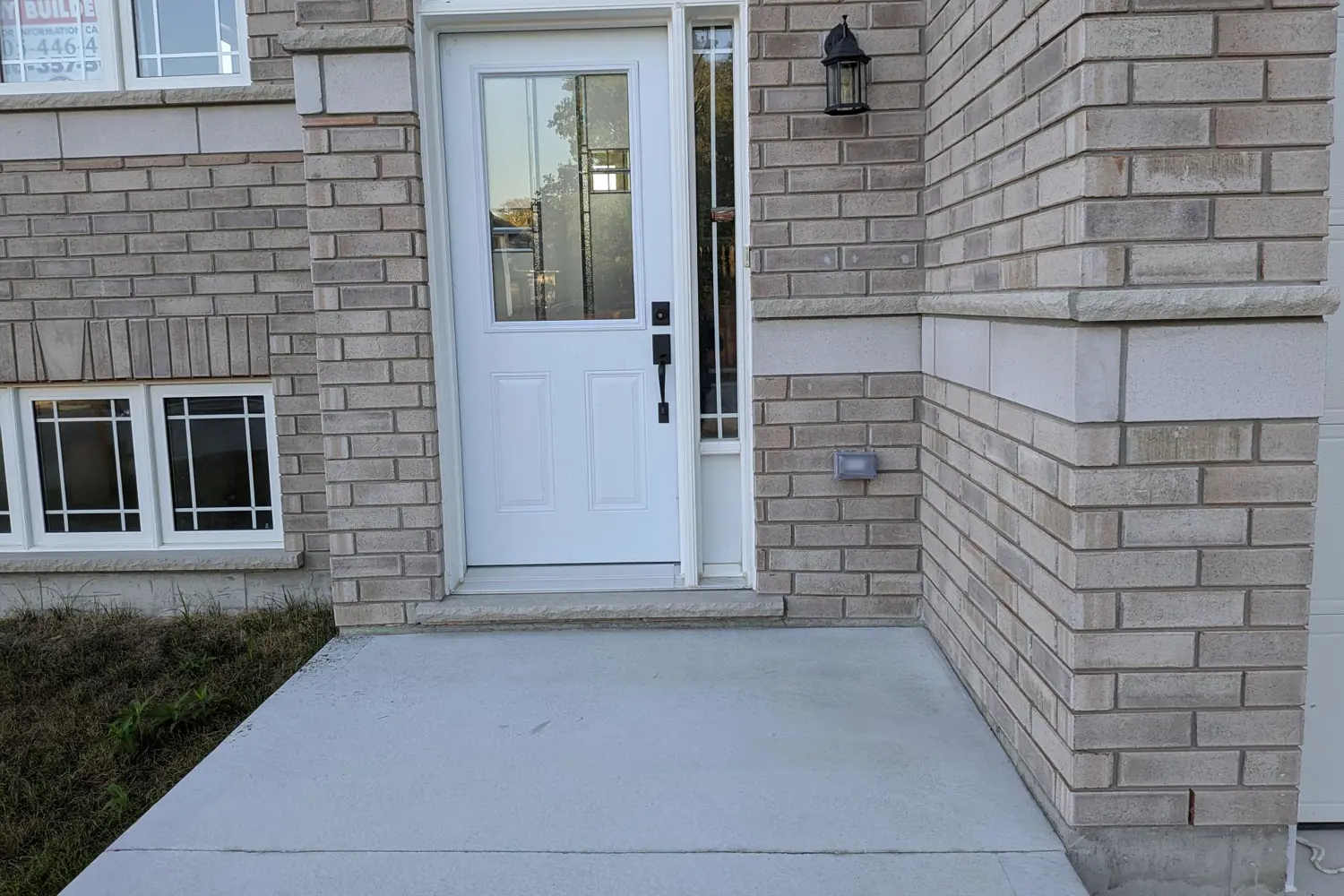 6 Joanne Crescent photo 2