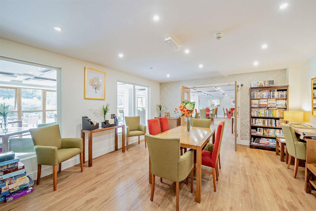 Additional image 16 of 2 bed flat for saleEllisfields Court, Mount Street, Taunton TA1