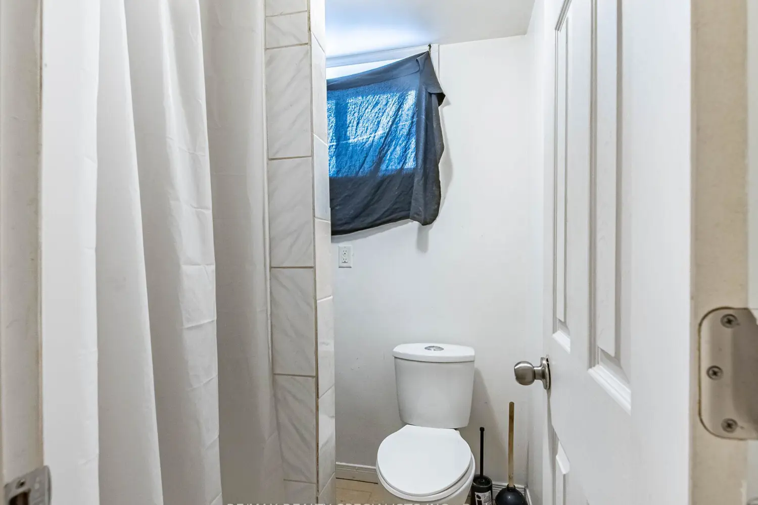 Additional image 3 of 32 Sharon Court