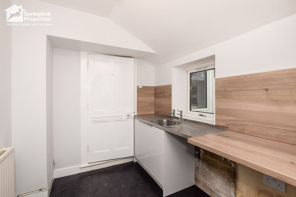 Additional image 6 of 4 bed flat for saleSalisbury Terrace, Aberdeen, Aberdeen AB10