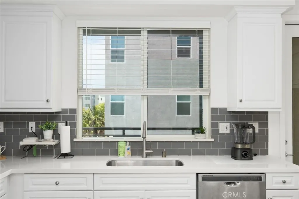 Additional image 16 of 151 Steely, Irvine, CA 92614