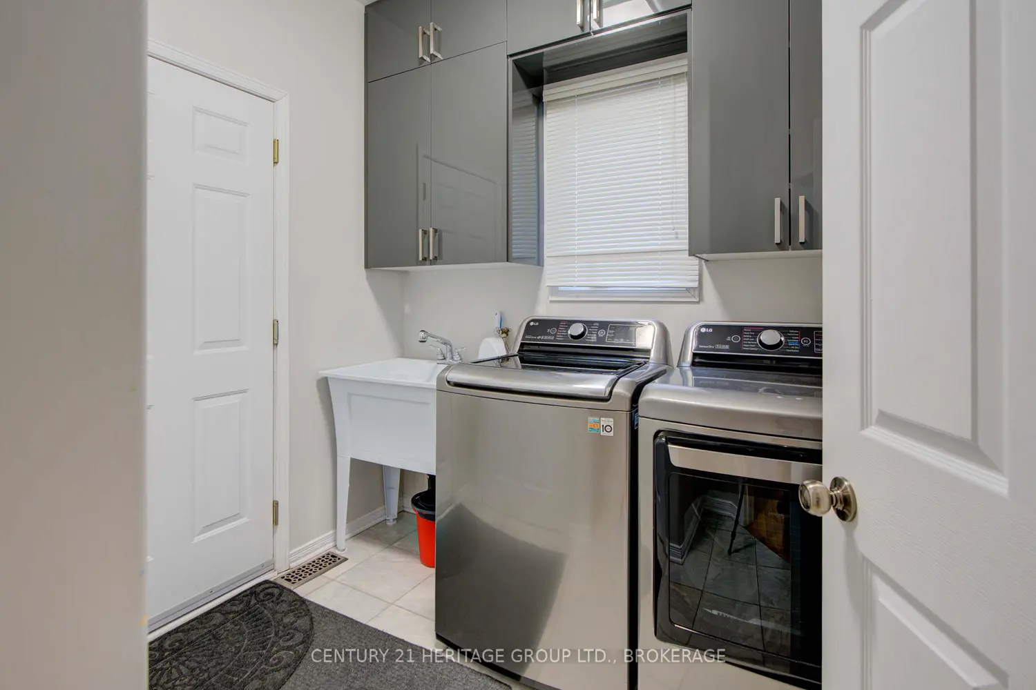 Additional image 6 of 456 Weston Crescent