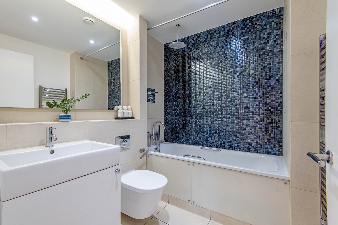 Additional image 9 of 2 Bed Flat, Tavistock Crescent, W11, N1 7GU