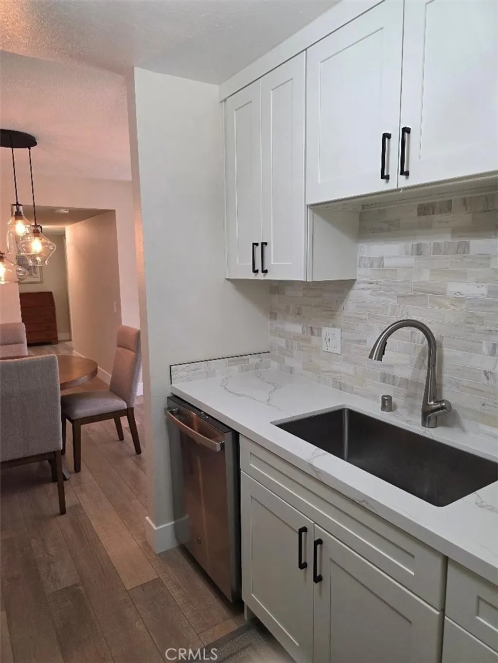 Additional image 3 of 1002 Cabrillo Park unit A Dr, Santa Ana, CA 92701