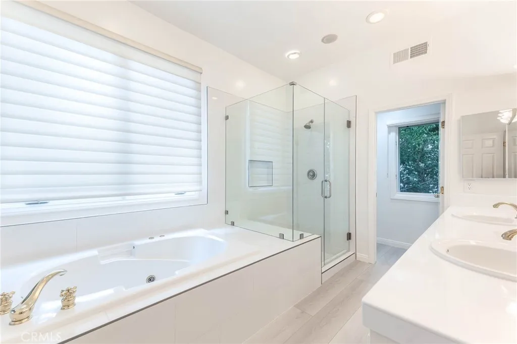 Additional image 63 of 562 Ravensbury St, Lake Sherwood, CA 91361