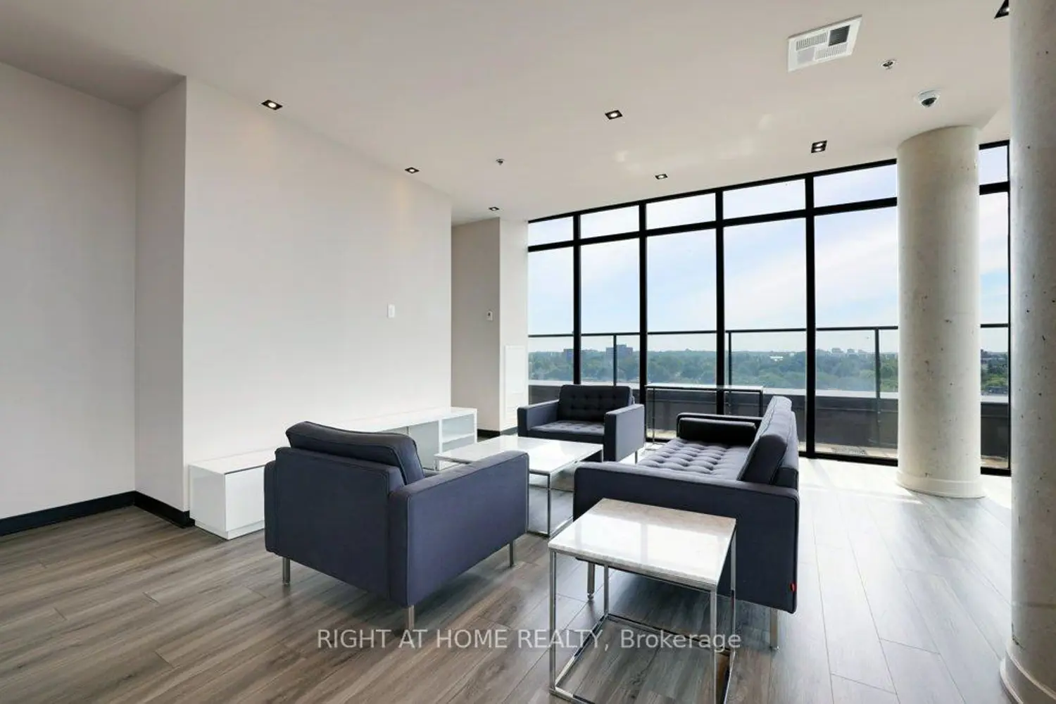 Additional image 12 of 203 Catherine Street 2002