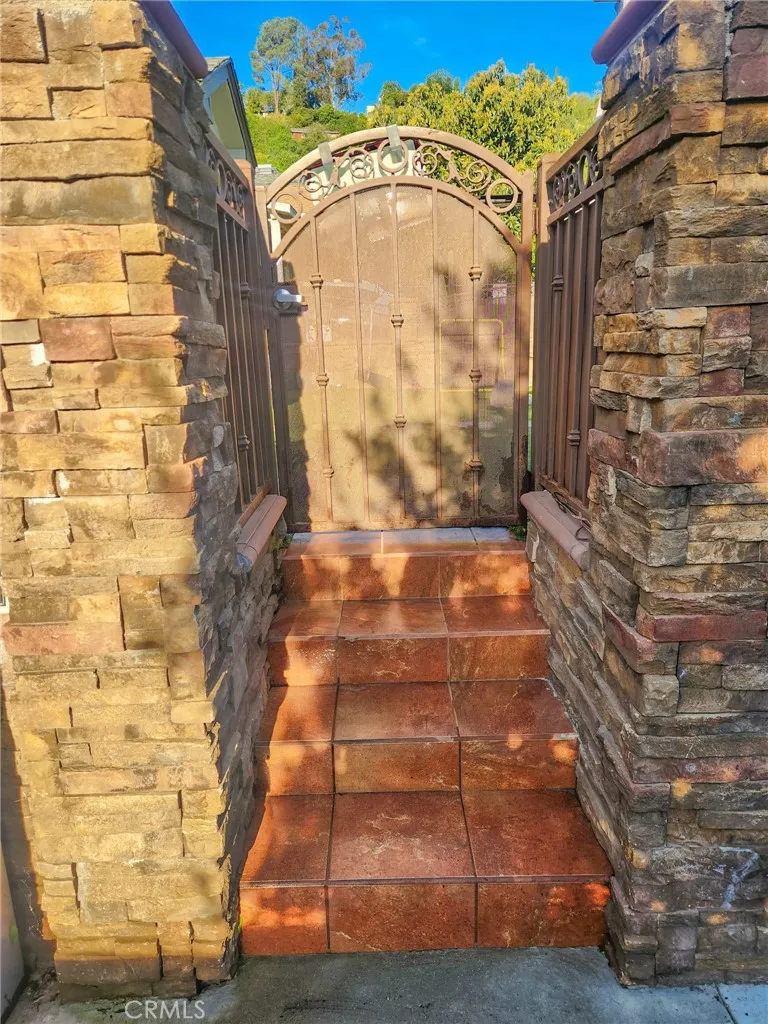 Additional image 16 of 4422 Moonstone Dr, Los Angeles, CA 90032