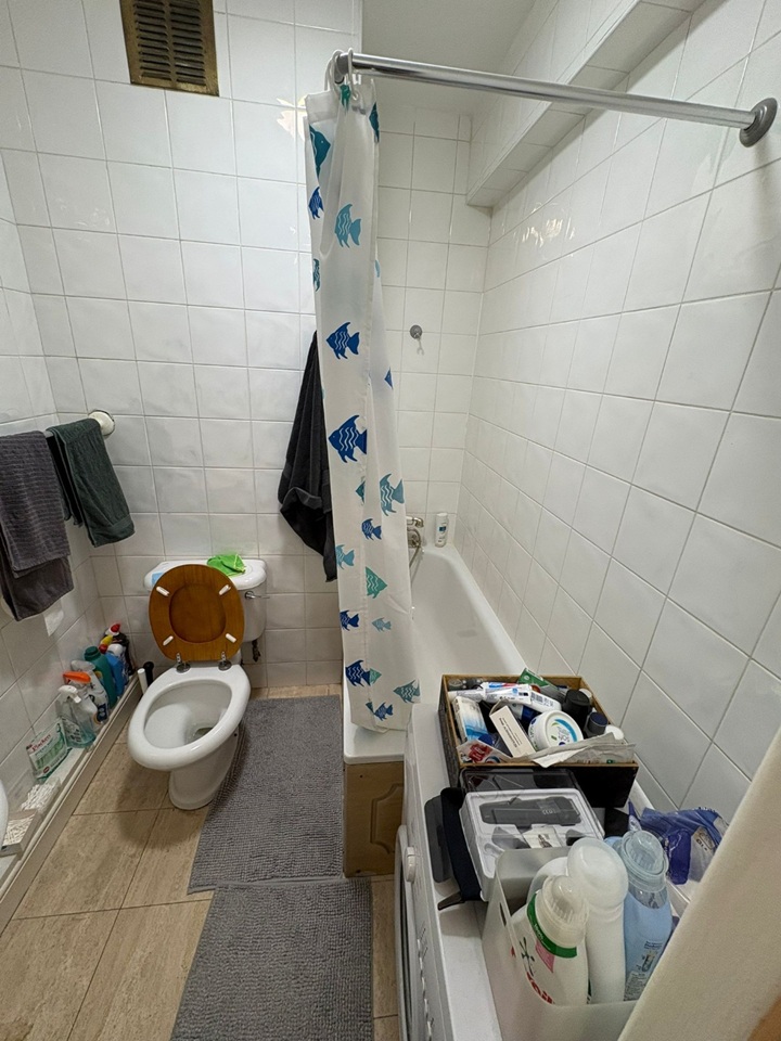 Additional image 4 of Studio Flat, Broadwalk Court, W8, N1 7GU