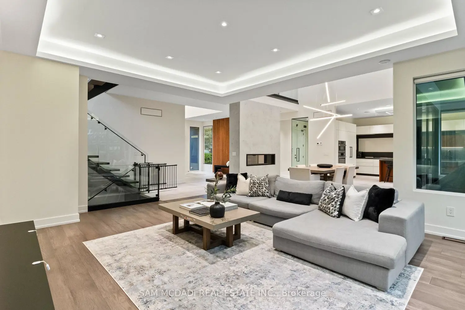 Additional image 4 of 2075 Shawanaga Trail