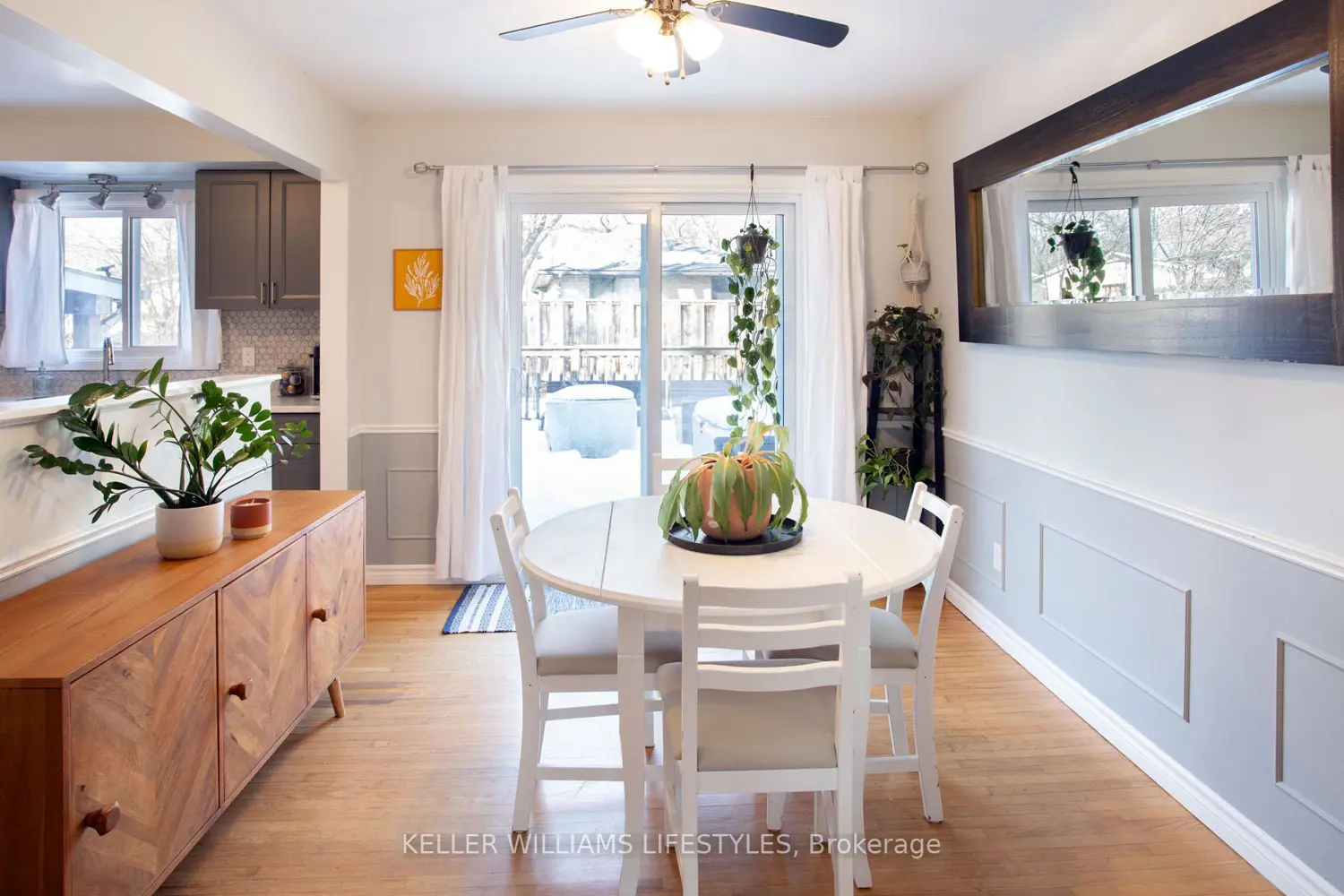 420 Castlegrove Boulevard photo 3