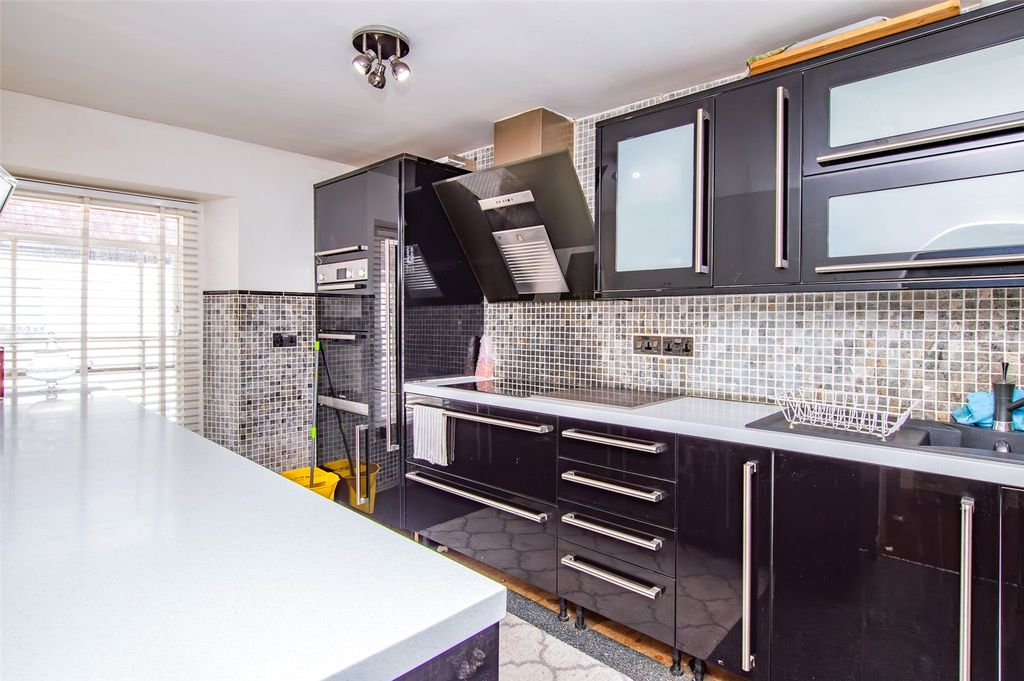 Additional image 11 of 8 bed flat for saleStone Street, Llandovery, Carmarthenshire SA20