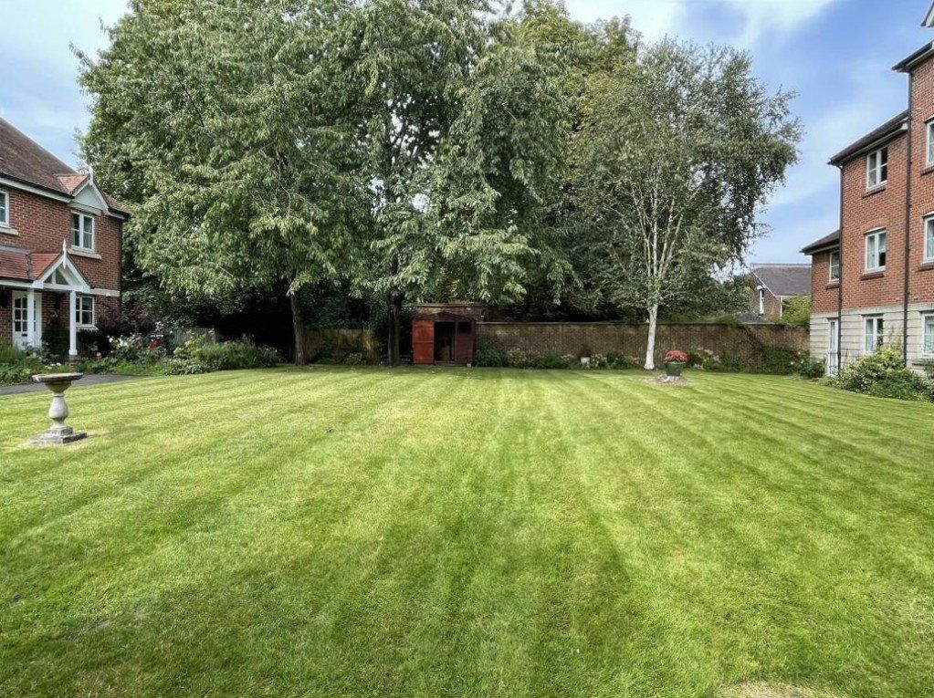 Additional image 8 of 2 bed flat for saleArchers Court, Salisbury, Wiltshire SP1