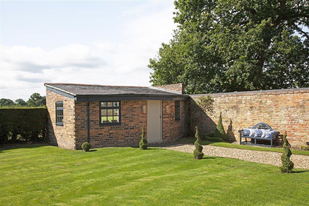 Additional image 56 of 6 bed detached house for saleWhitchurch Road, Milton Green, Chester CH3